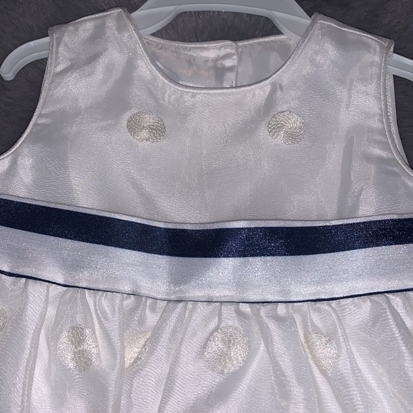 COPY - Beautiful baptism or wedding dress for baby - Picture 3 of 5